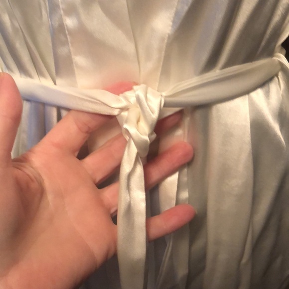 New Without Tags:  Silky Bridal Robe with belt - Picture 9 of 17